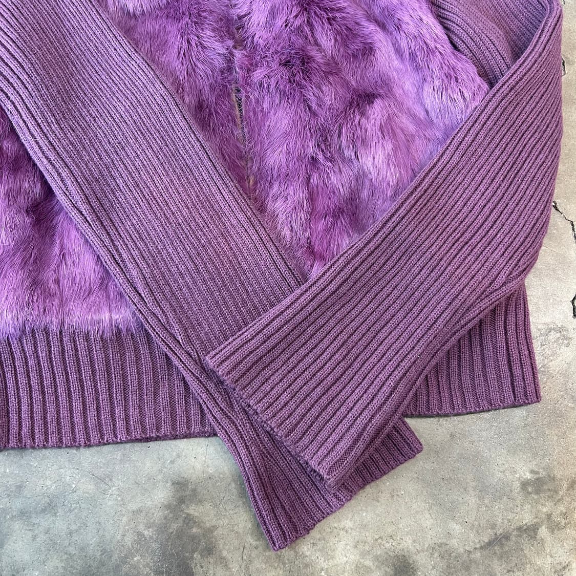 레빗퍼 퍼플 니트 집업 상품이미지4