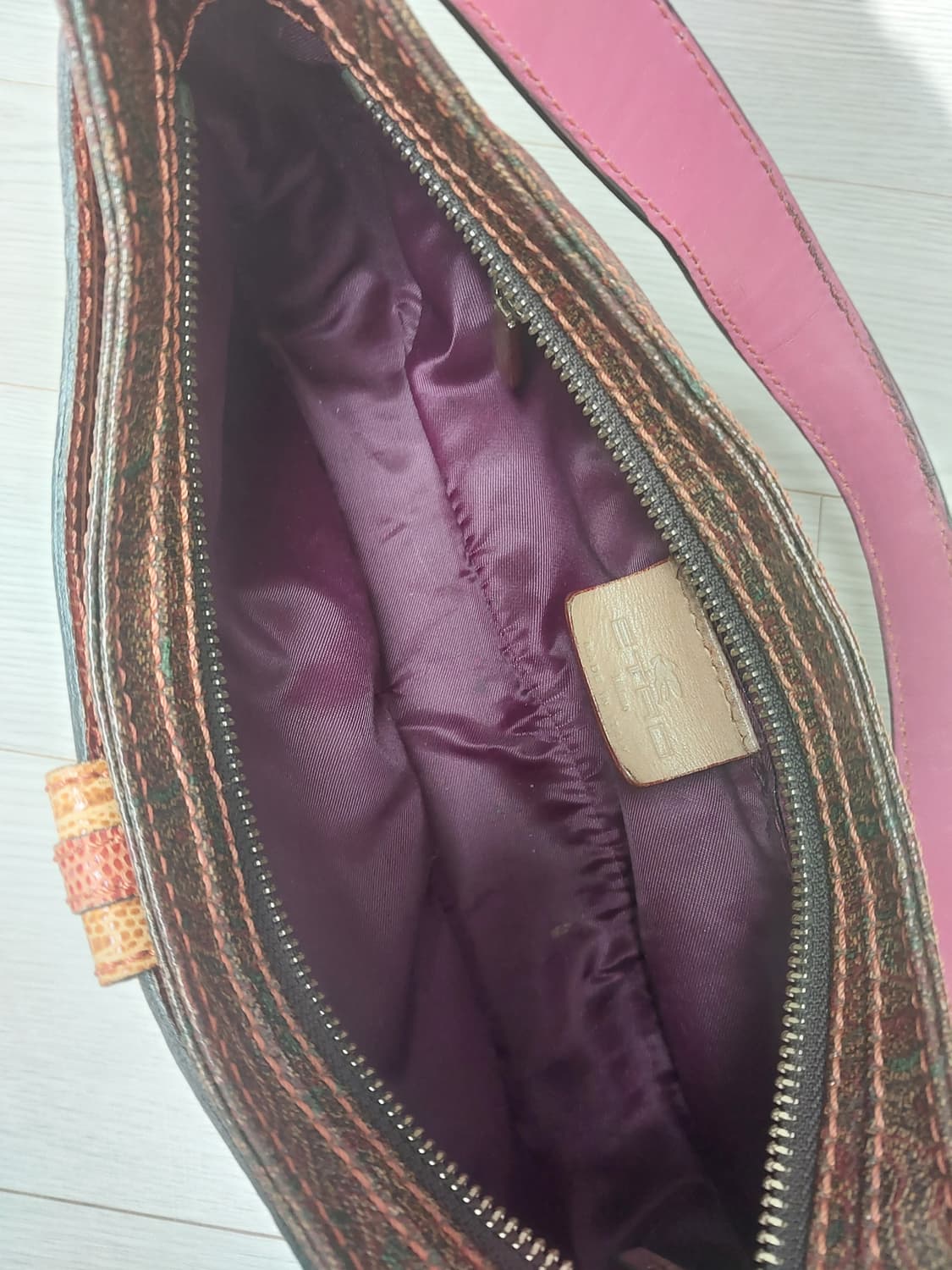 에트로 페이즐리 숄더백 상품이미지7