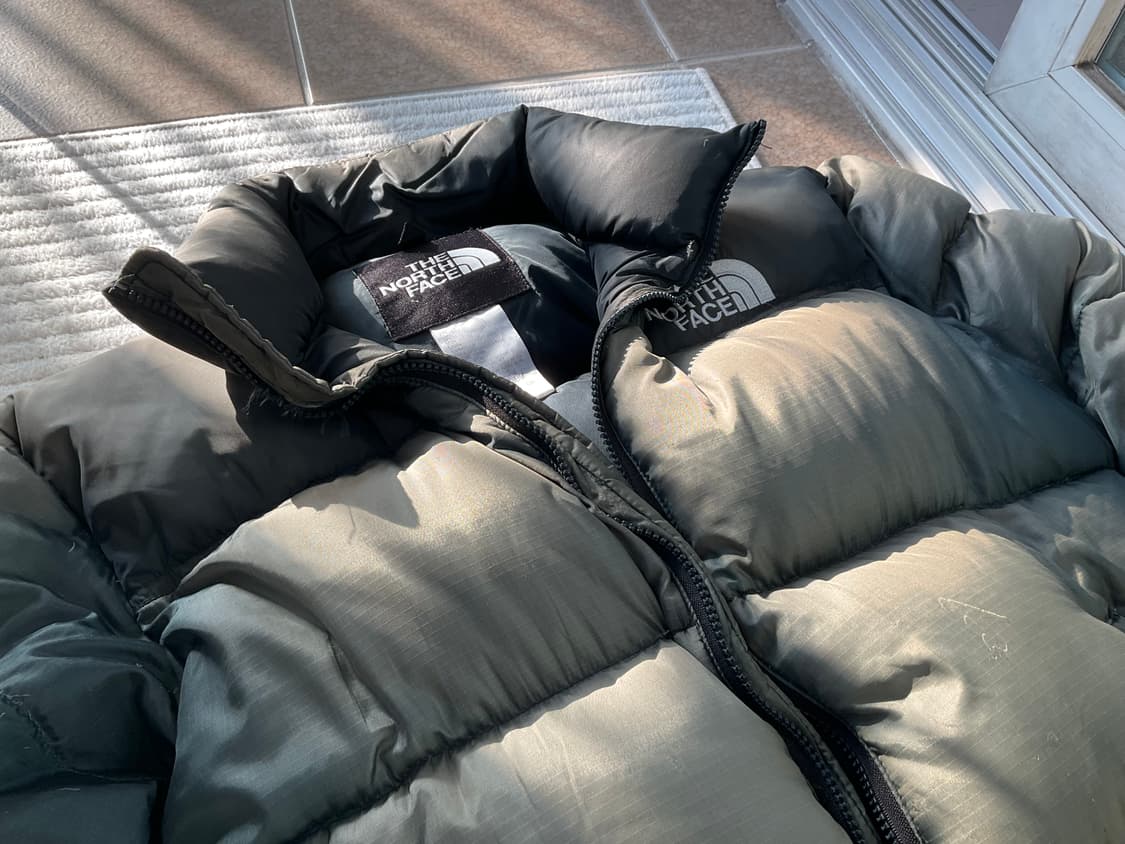 세상에 단 한 개 뿐인 노스페이스 눕시 700 희귀 색상 상품이미지1