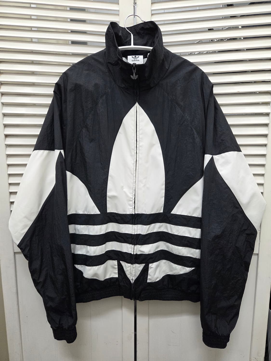 아디다스 빅트레포일 트랙탑 자켓 상품이미지1