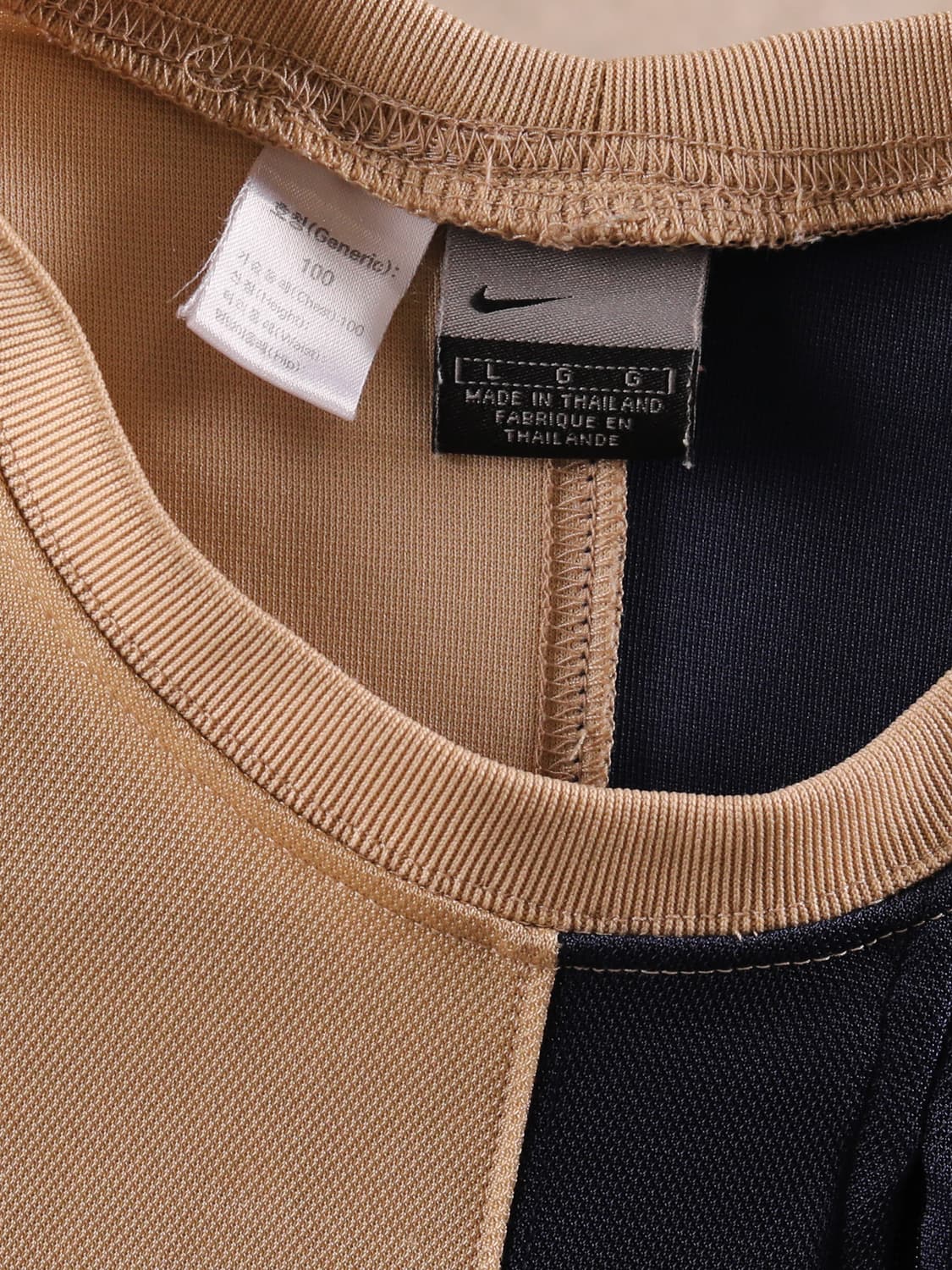 Nike Two-tone pocket mesh t-shrit 상품이미지5