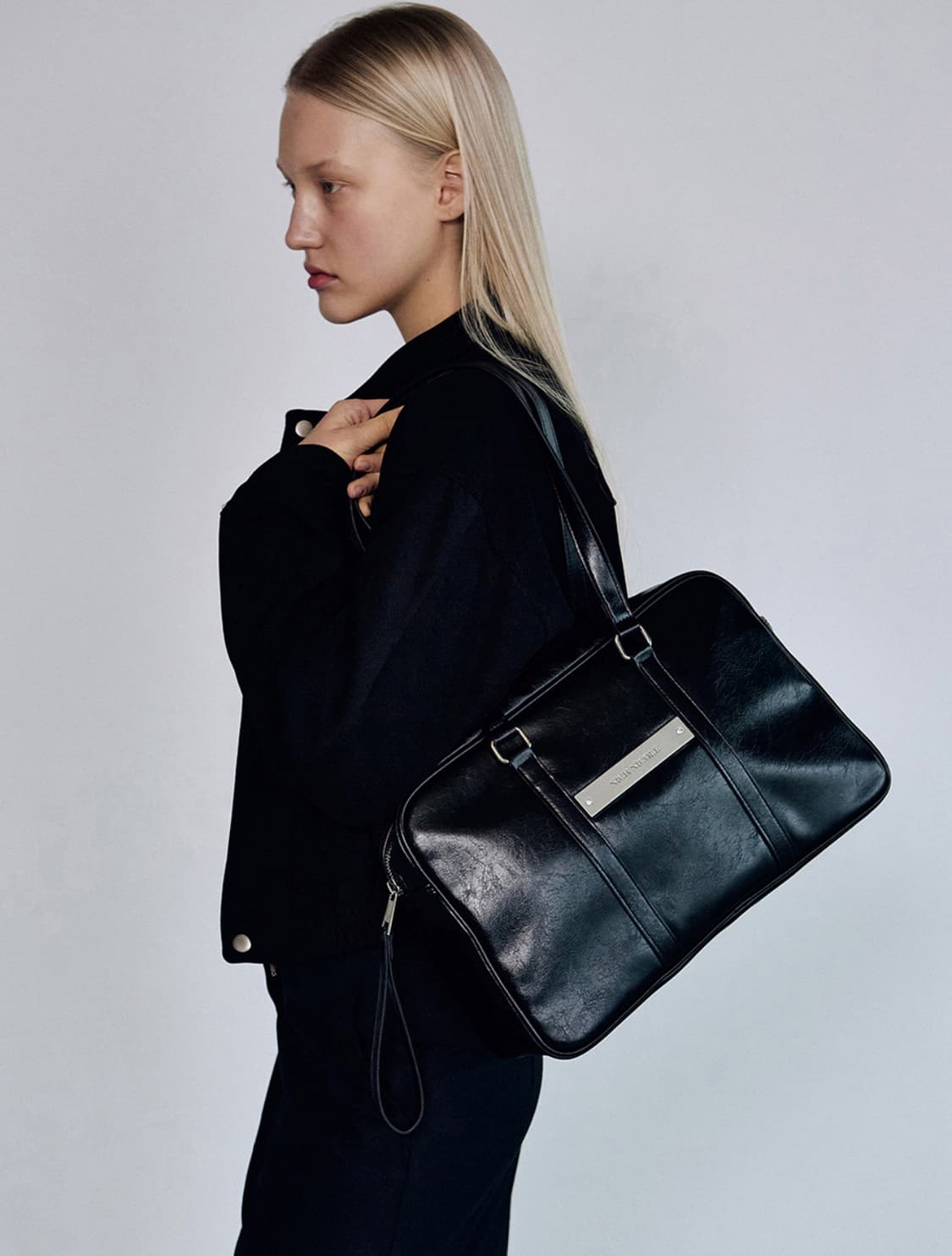 닉앤니콜 블랙 숄더백 (크리스탈 보스턴백) 상품이미지7