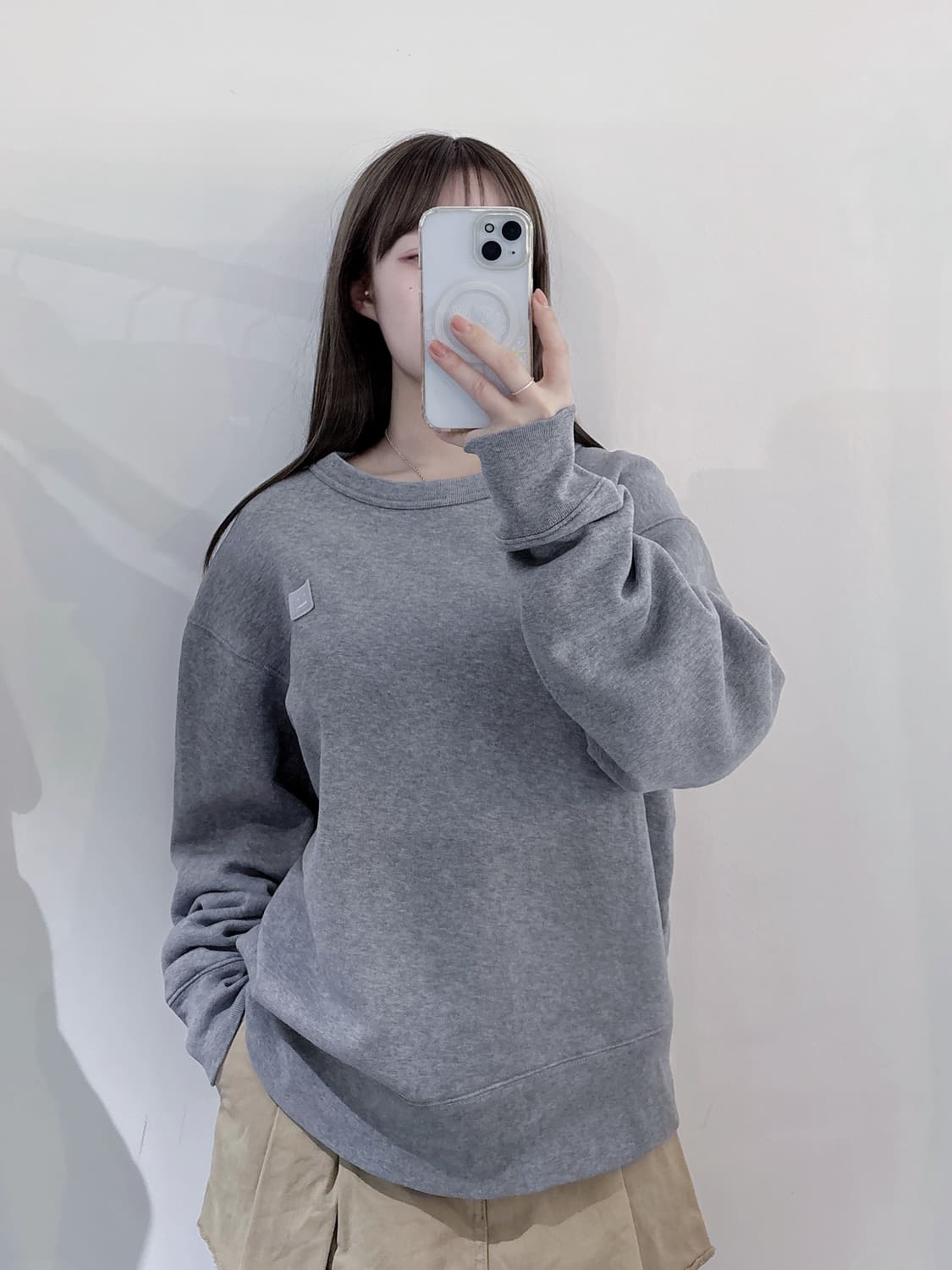 아크네스튜디오 페어뷰 맨투맨 상품이미지2