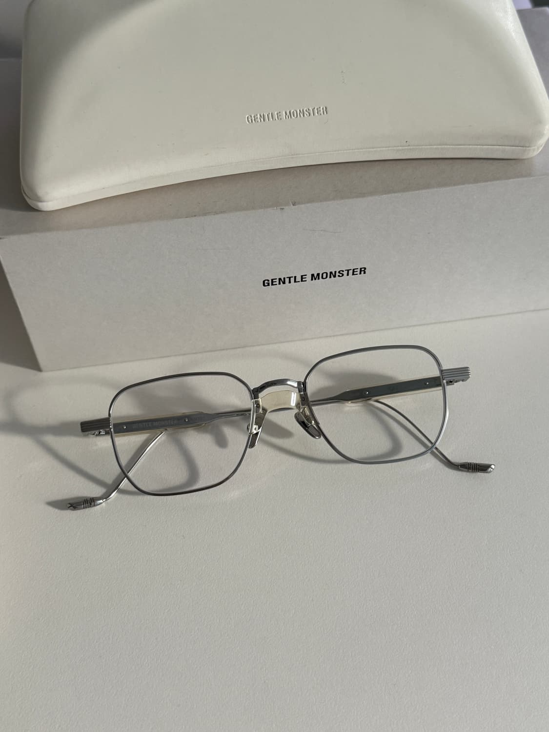 젠틀몬스터 카타 c2 (풀박스 상품이미지1