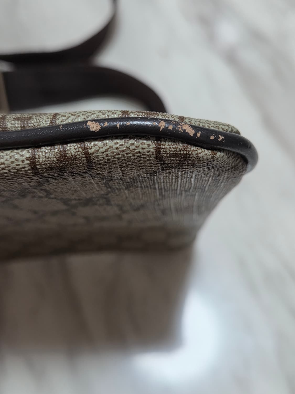 구찌 미니 메신저 백 상품이미지3