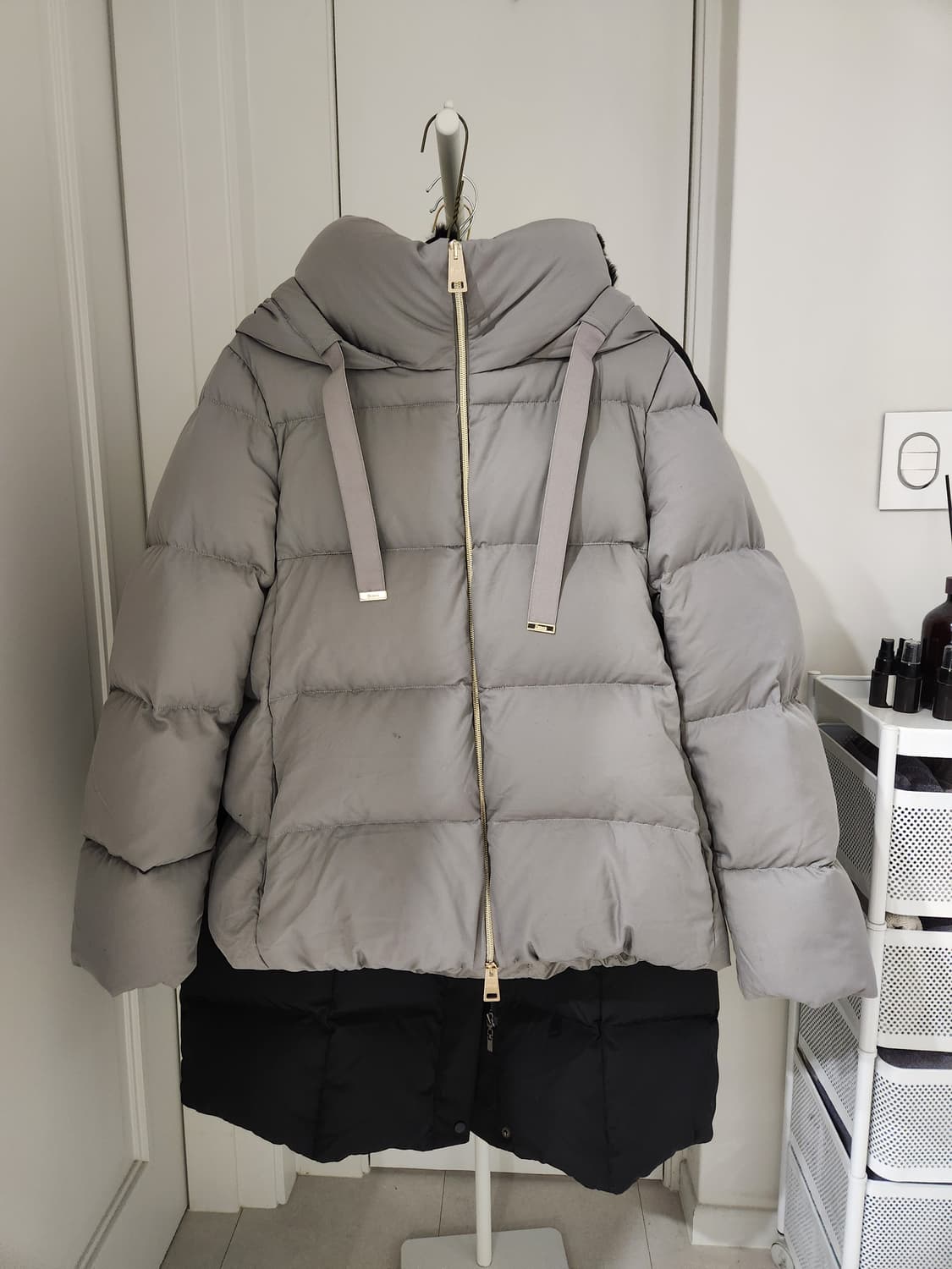 에르노 HERNO 여성 폴라테크후드패딩 상품이미지3