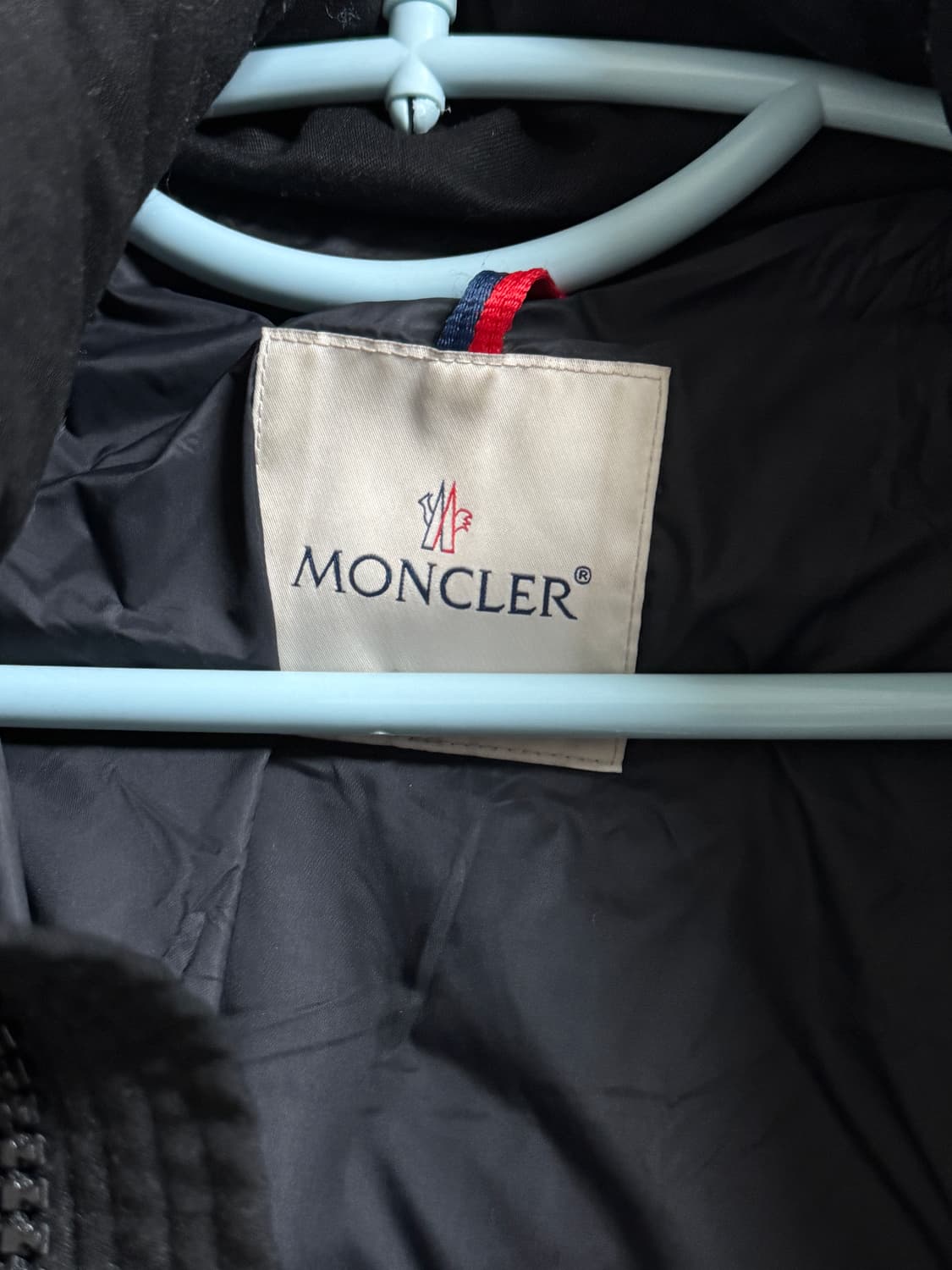 몽클레어 몽제네브르 블랙 23fw 상품이미지5