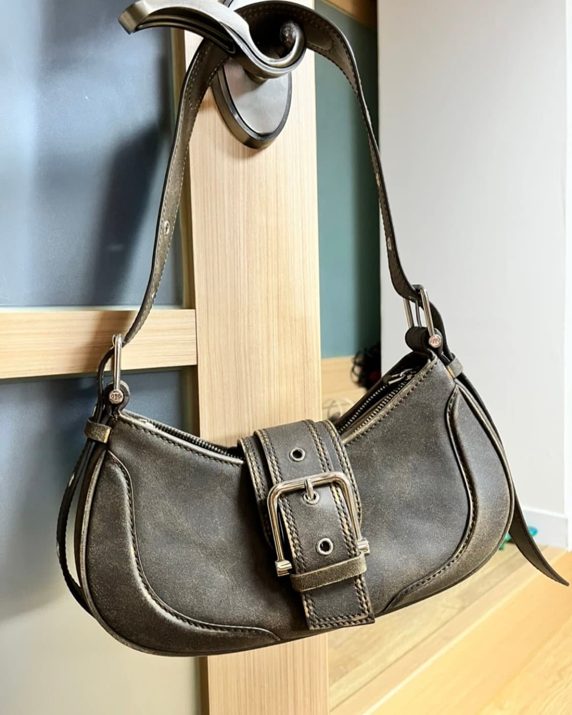 오소이 호보 브로클 숄더백 빈티지 브라운 상품이미지3