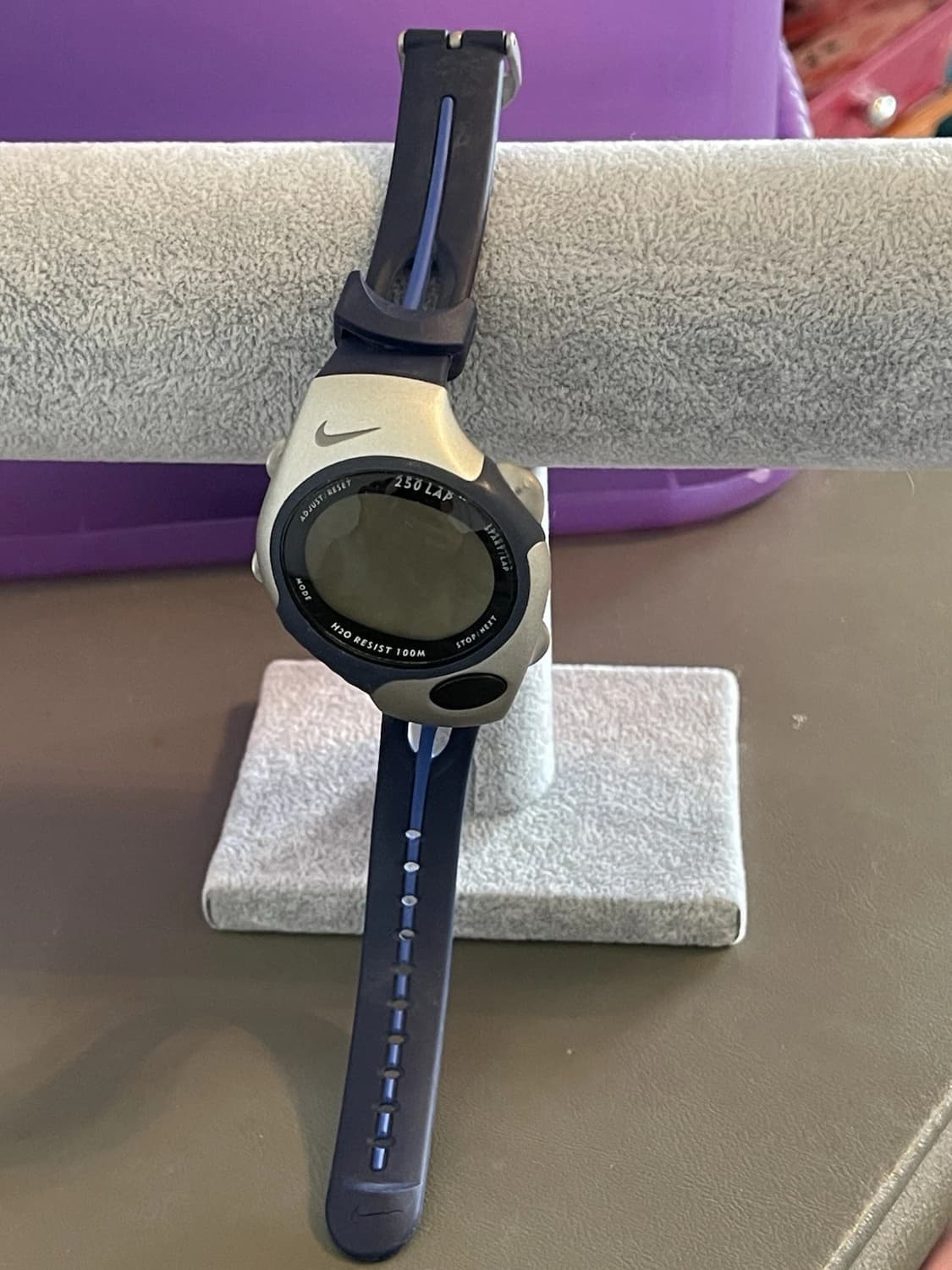 나이키 트라이액스 250 랩 상품이미지1