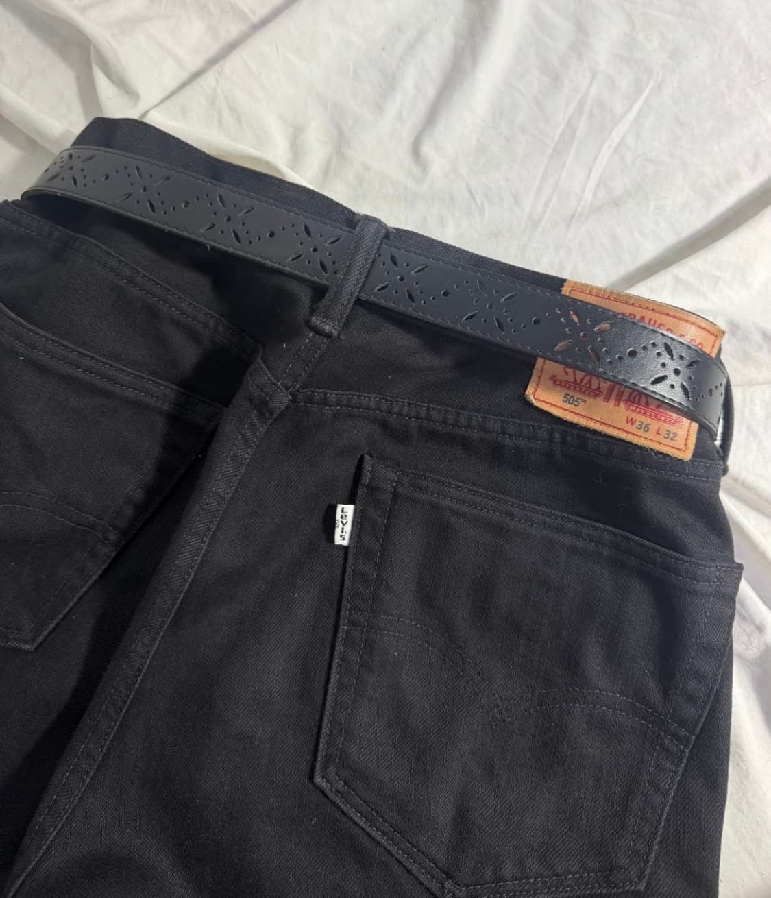 빈티지 펀칭 레더 벨트 상품이미지1