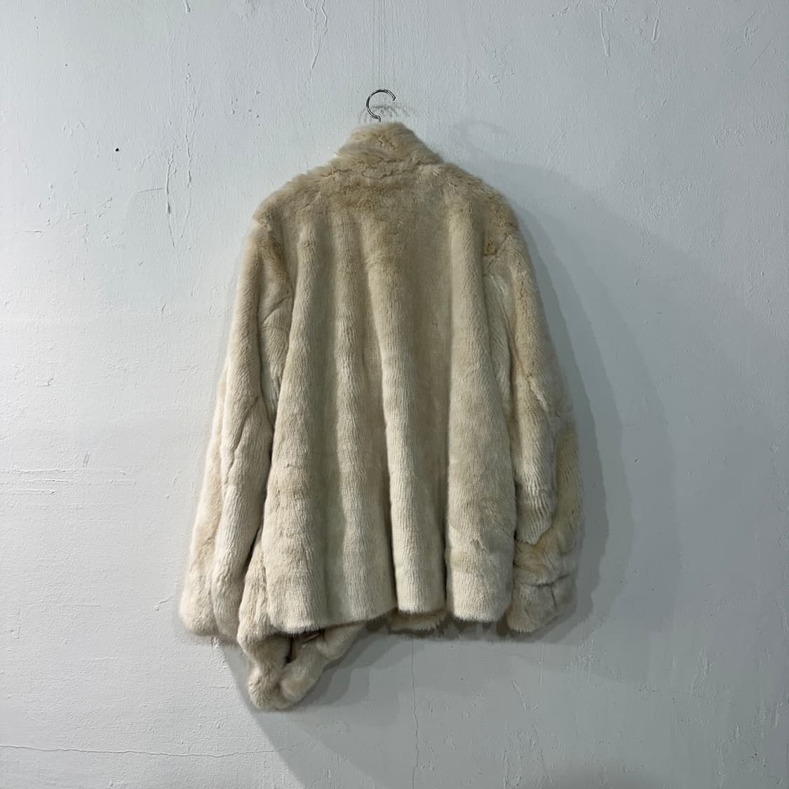 선데이오프클럽 퍼 자켓 상품이미지3