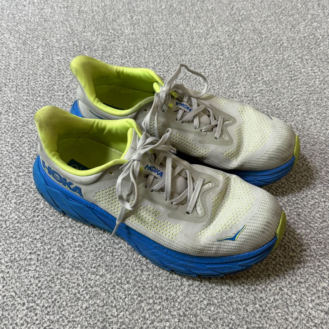 [정가 15만원] HOKA 호카 아라히7 러닝화 275 상품이미지5