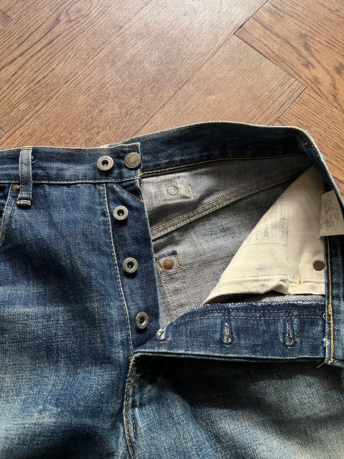 [30]90's 리바이스 LVC 초판 702XX 데님 팬츠(수선) 상품이미지6
