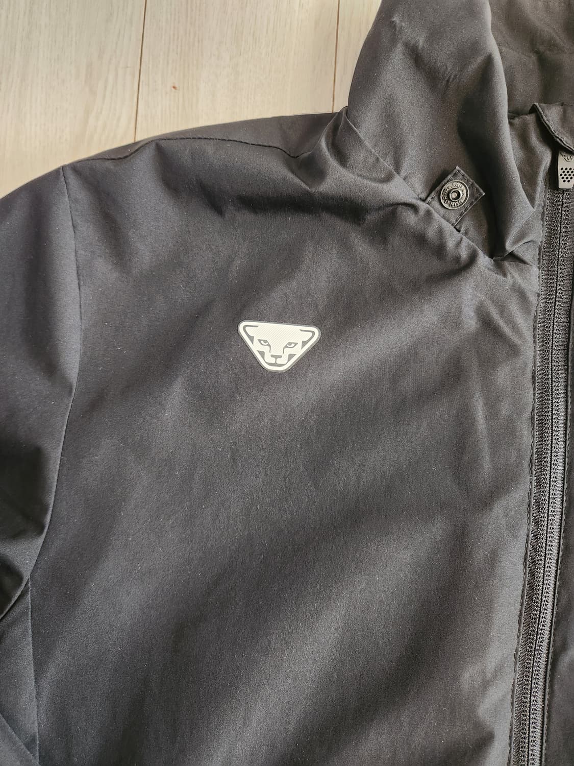 다이나핏 디모션 바람막이 자켓 사이즈100(L)

모자없어요

스포츠웨어 상품이미지4