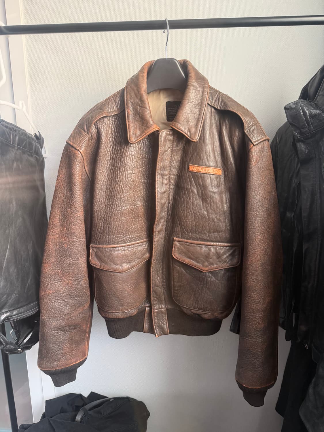 아비렉스 A2 핀업걸 가죽자켓 상품이미지1