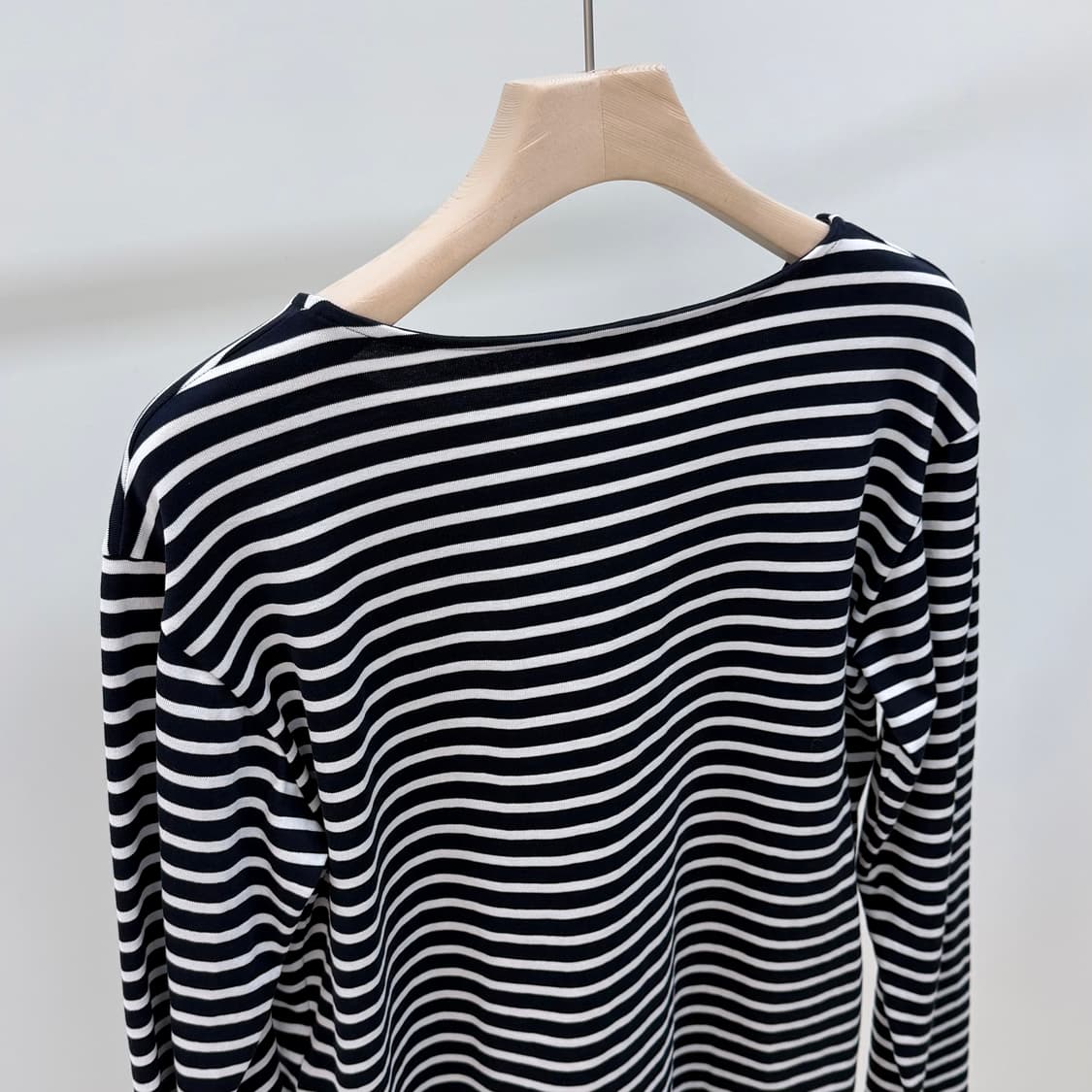 [S+급/M] 셀린느 트리오페 스트라이프 긴팔 티셔츠 상품이미지5