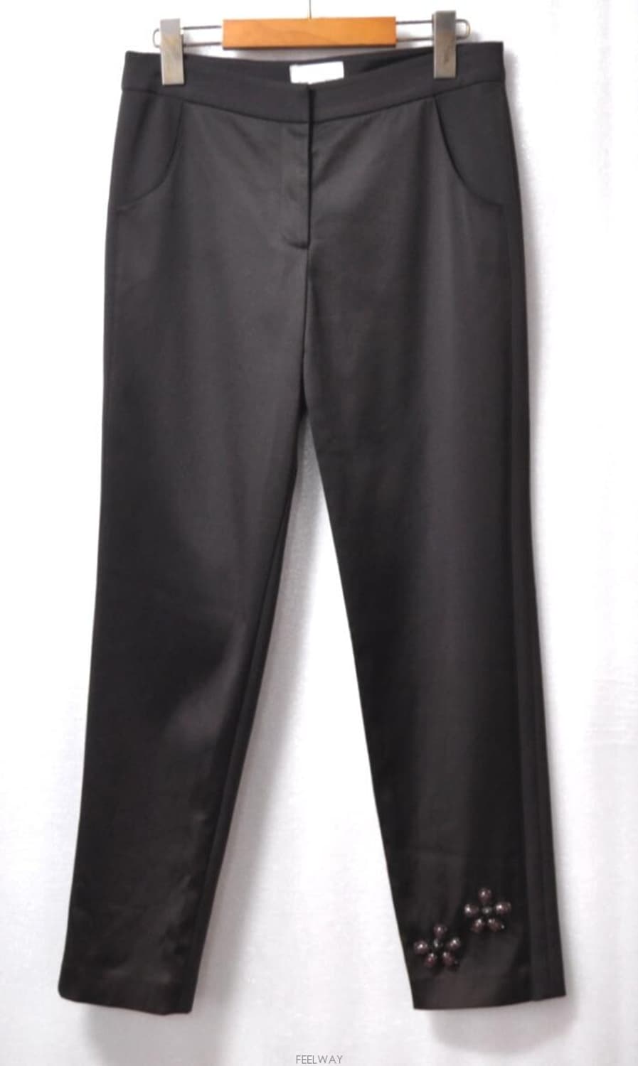 손정완/여성밑단장식슬림팬츠(허리26) 상품이미지1