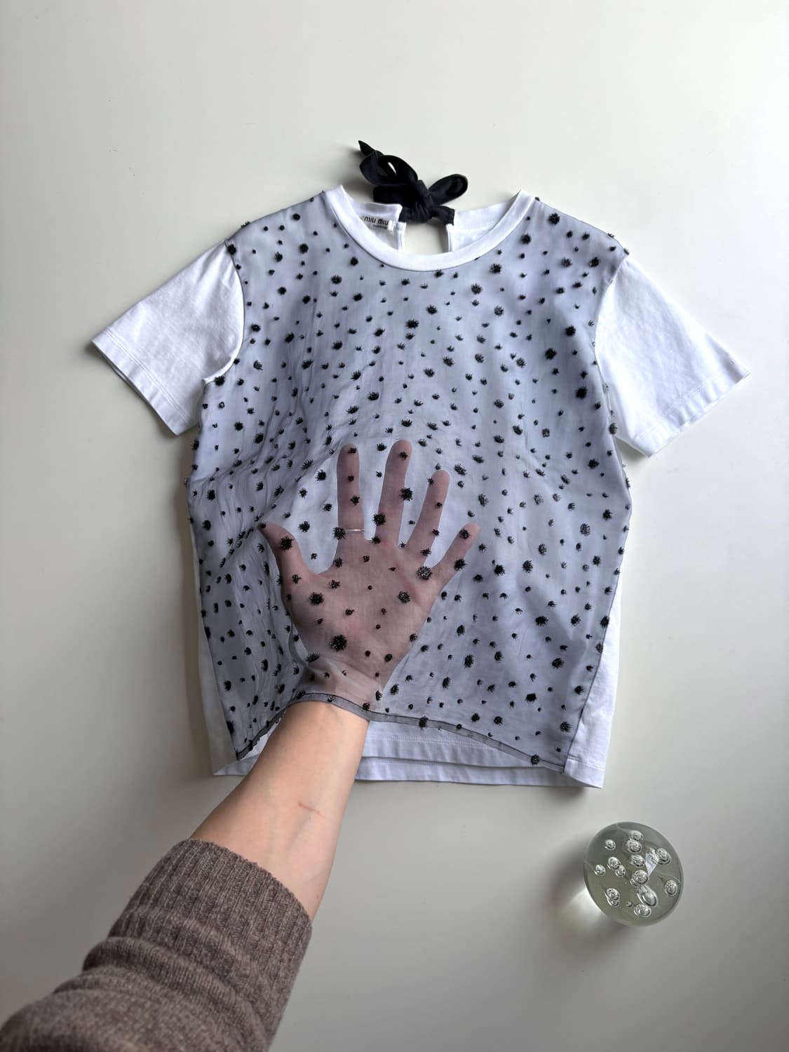 미우미우 시스루 디테일 리본 티셔츠 상품이미지2