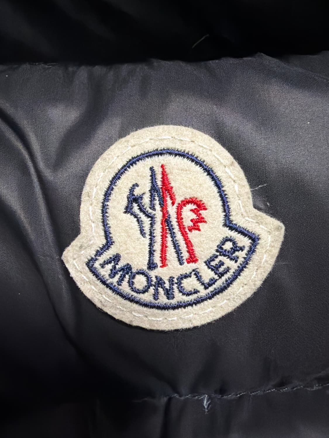 몽클레어 후드 조끼패딩 상품이미지3