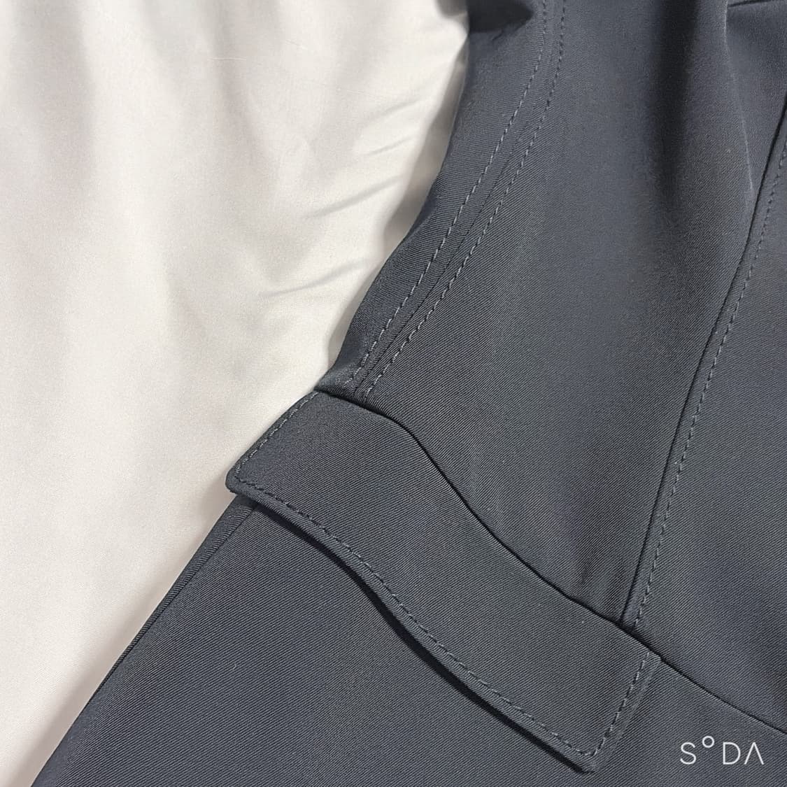 프라다 여성 블랙 블레이저 40 상품이미지7