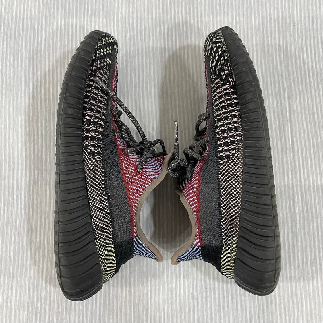 589) 아디다스 이지부스트350 V2 예힐 270mm 상품이미지7