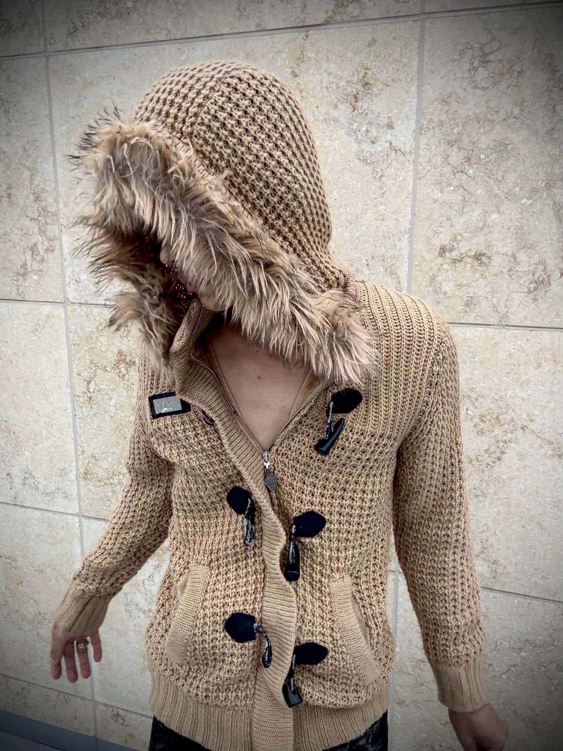 “More Core Division” Y2K Beige Fur Knit  상품이미지2