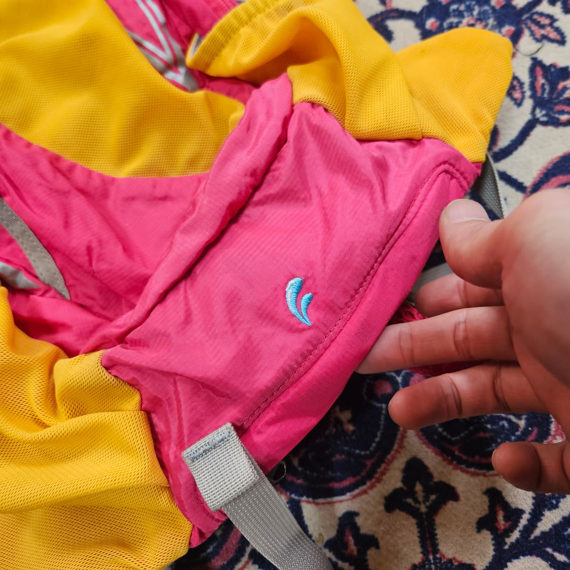 아이더(Eider) 컬러배색 라이딩 등산 백팩 10L 상품이미지4