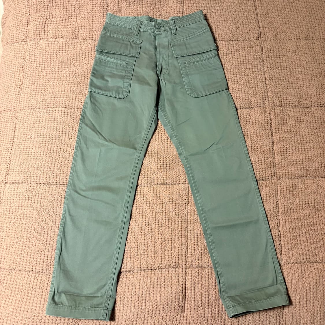 사사프라스 멀티포켓 팬츠 올리브컬러 상품이미지3