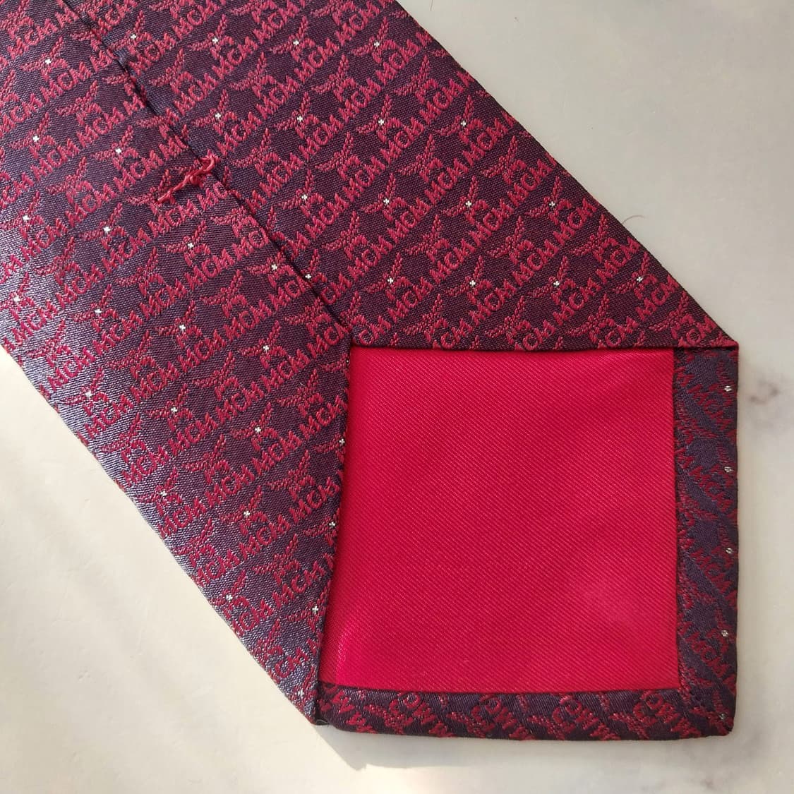 MCM 실크 올오버 로고 자카드 넥타이 9.5cm A+등급 K1596
 상품이미지10