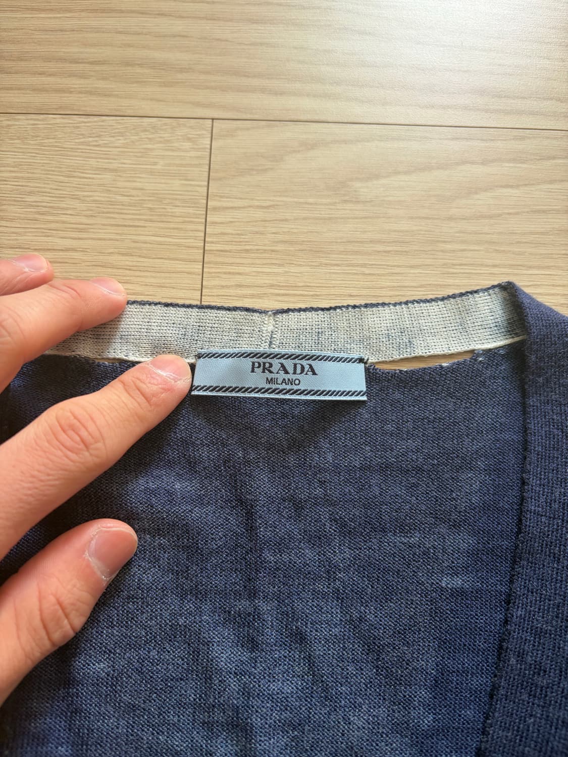 Prada Wool silk Cardigan 상품이미지3