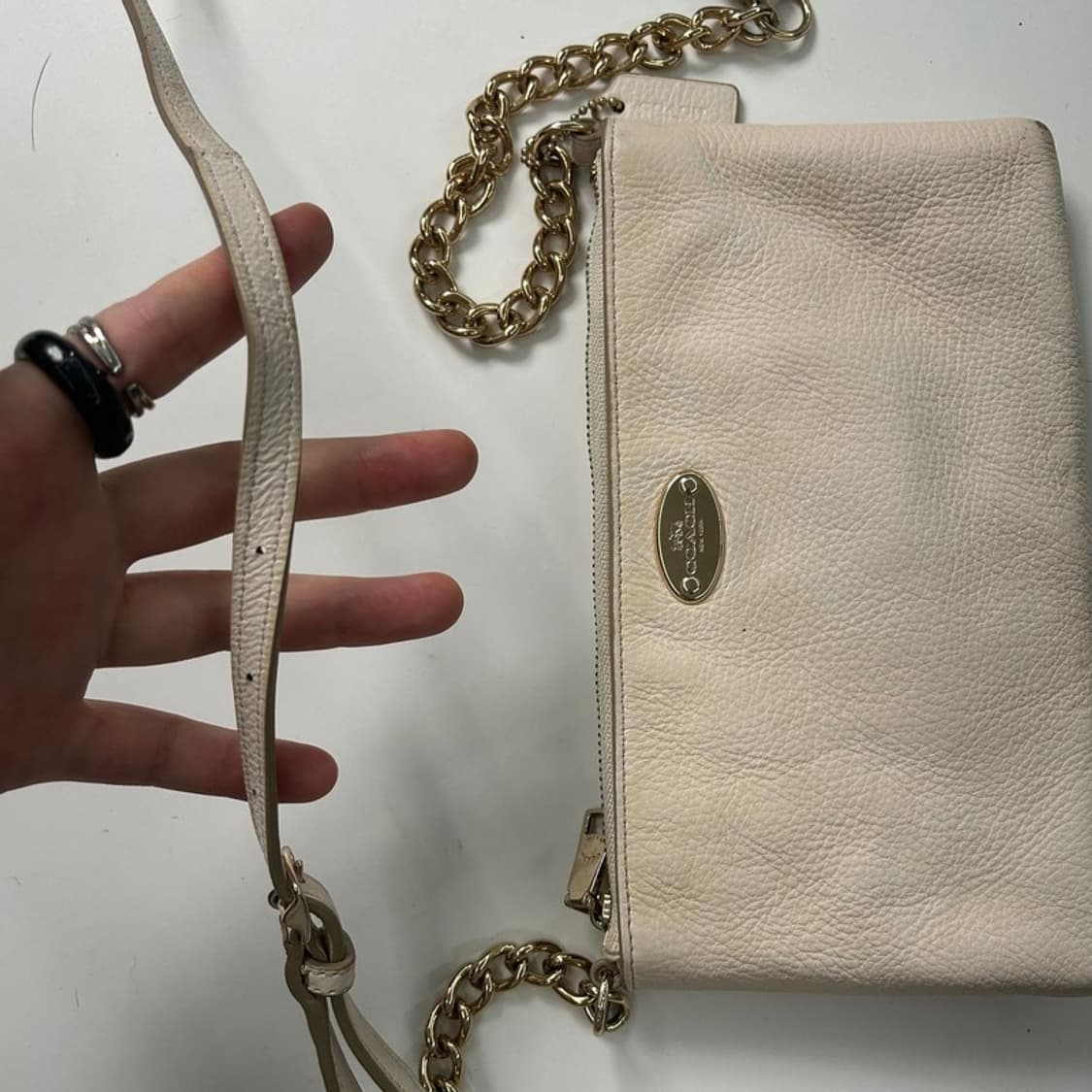 COACH Pebbled leather 크로스백 상품이미지3