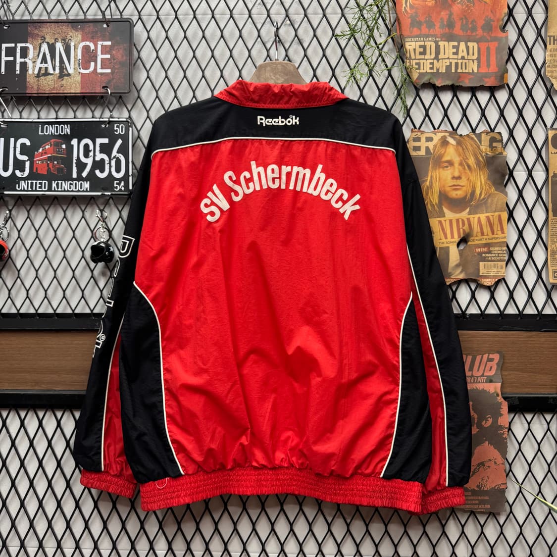 90s 리복 벡터 바람막이 전면 로고 포인트 레드 블랙 상품이미지2