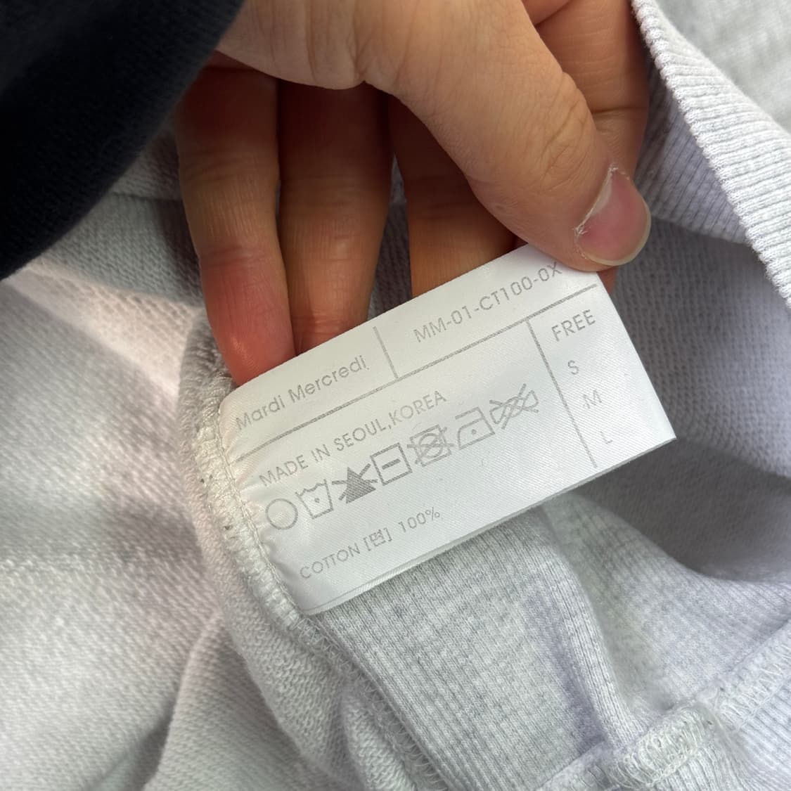  마르디메크르디 애쉬헤더 빅로고 맨투맨 F 상품이미지6