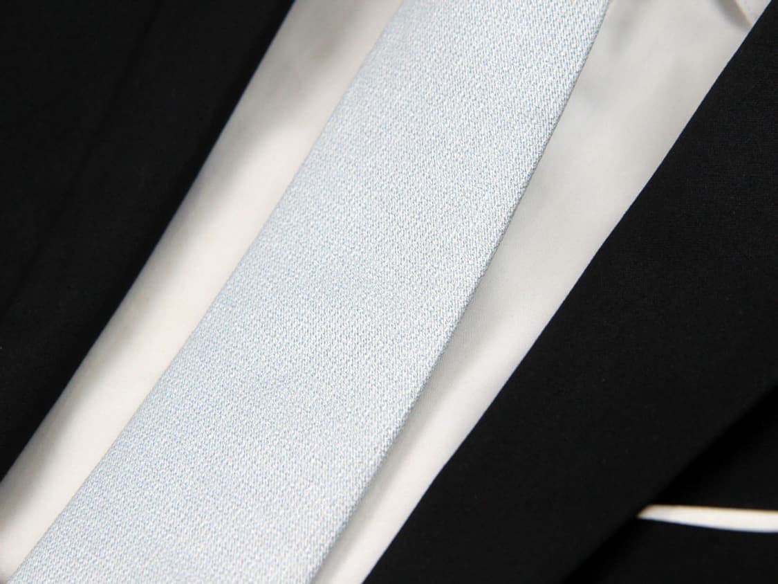 디올 7.8cm 미사용 S등급 신형 연하늘색 남자 명품 넥타이 상품이미지5