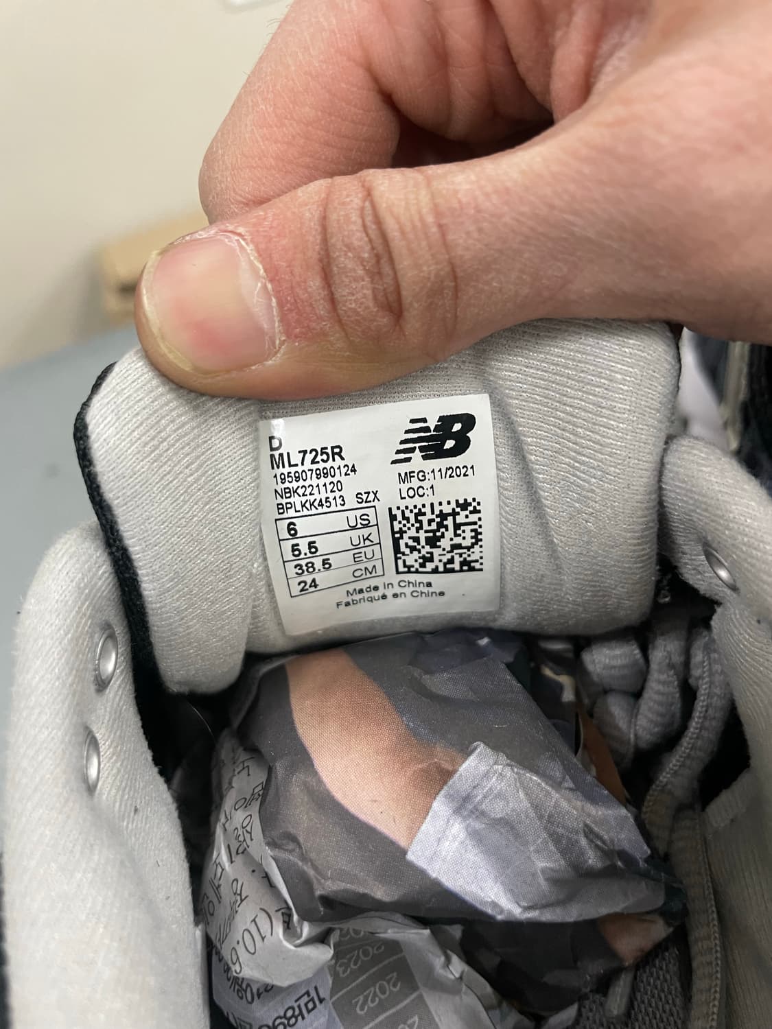 뉴발란스 725 블랙 240 상품이미지9