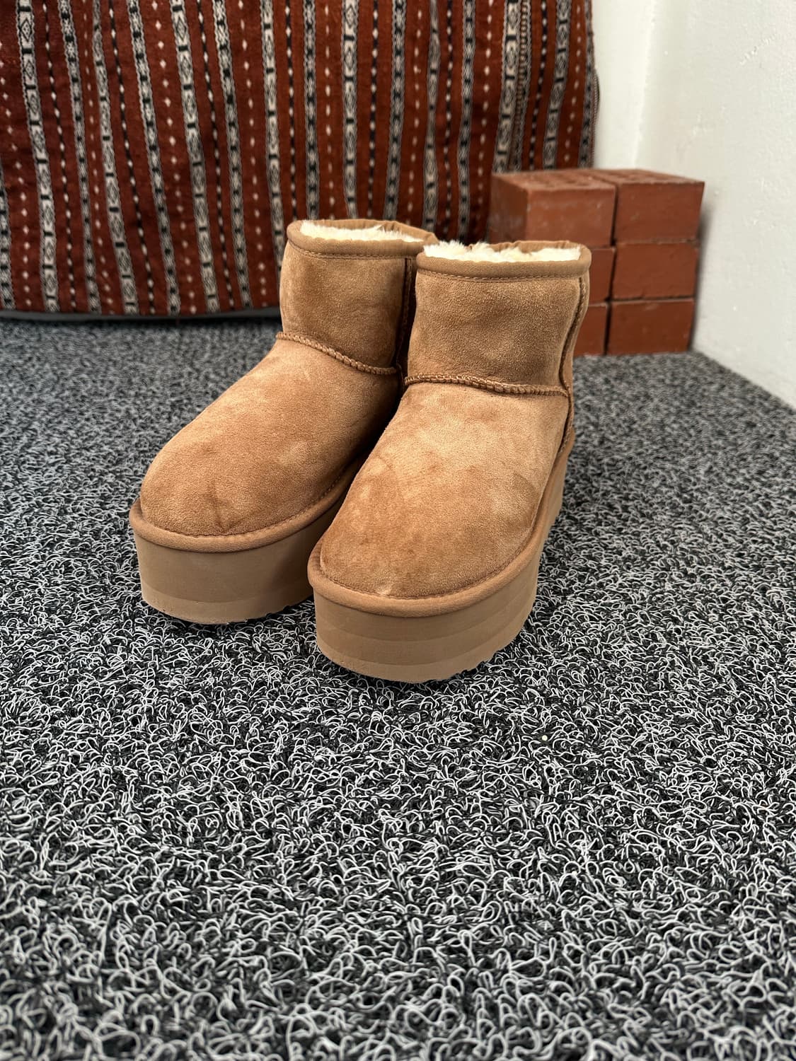 UGG 어그 플랫폼 미니 부츠 230 상품이미지1