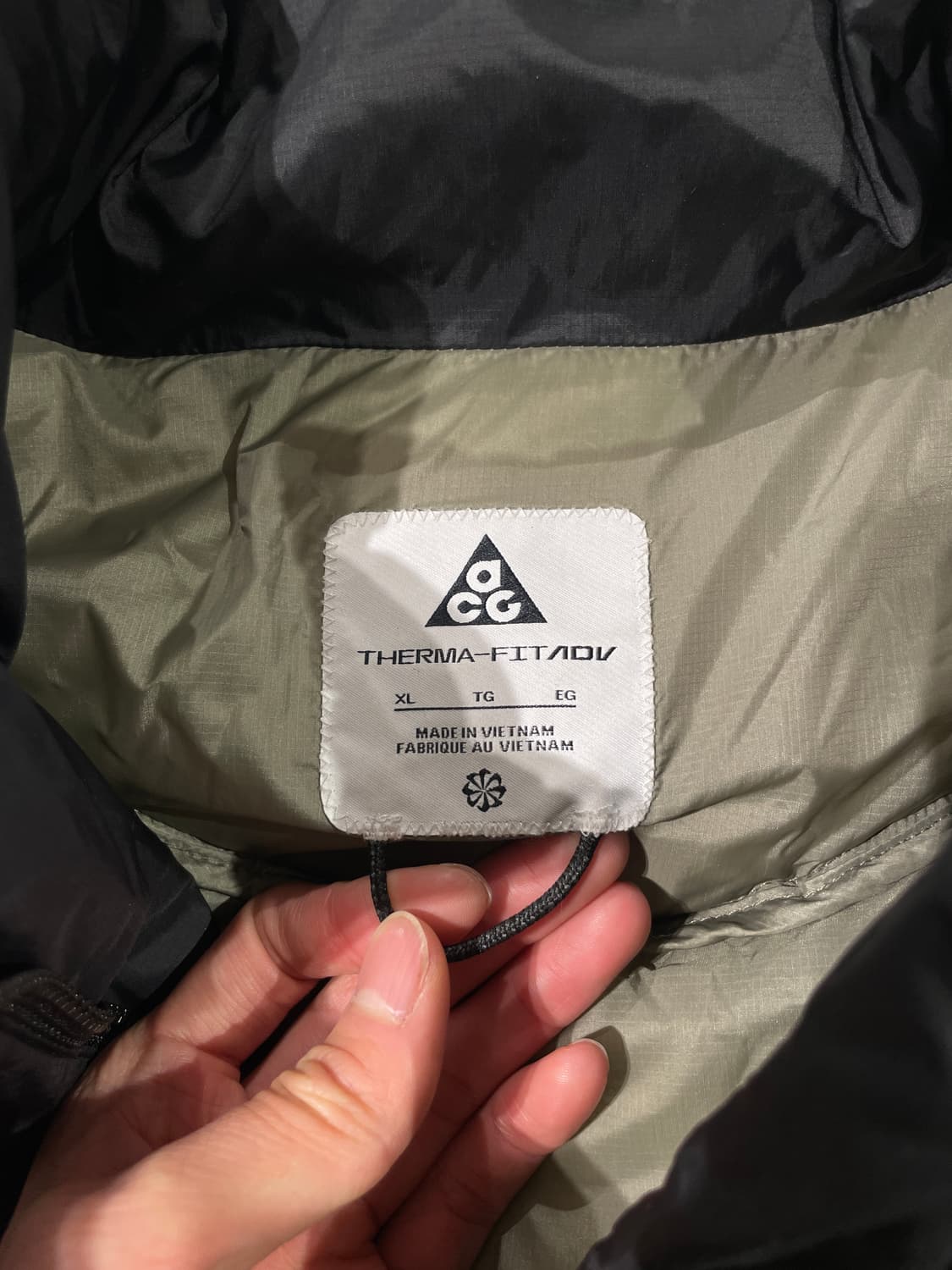 나이키 acg 블랙 써마핏 adv 루나 레이크 푸퍼 베스트 상품이미지7