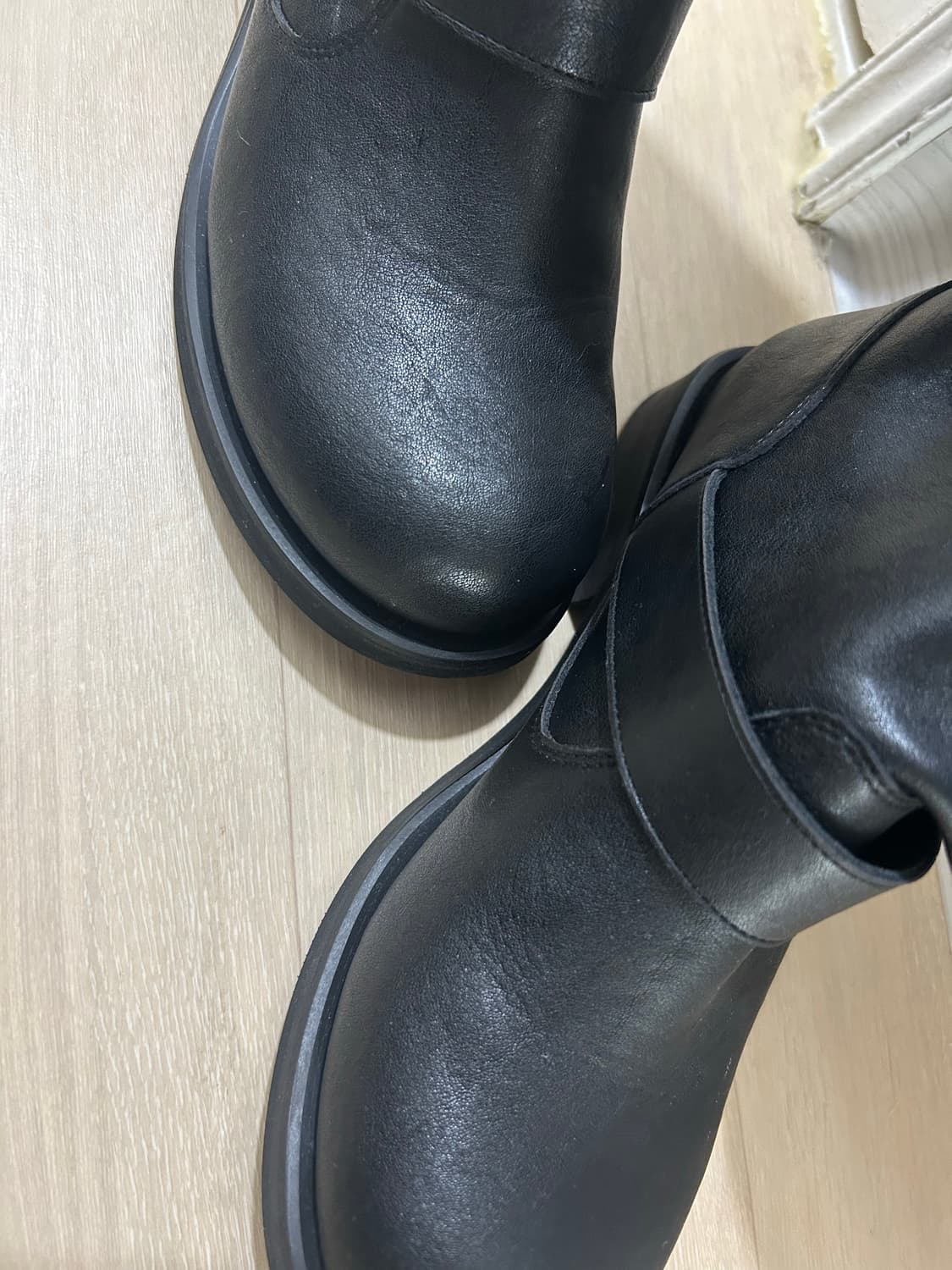 슈콤마보니 버클 슬라우치 롱부츠 상품이미지4