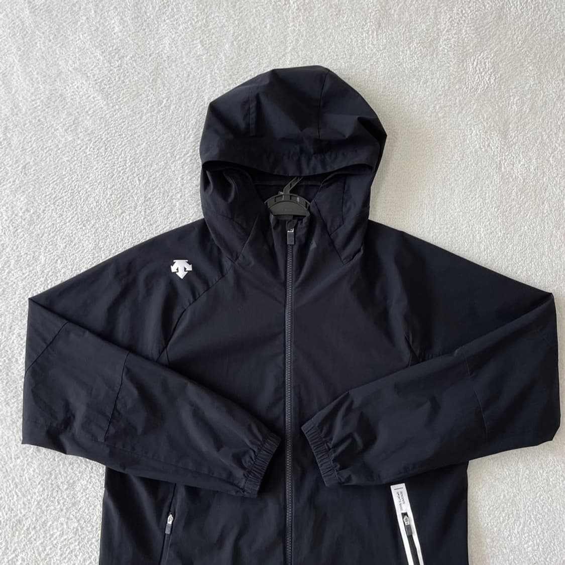 M 데상트 경량 바람막이 95 상품이미지2