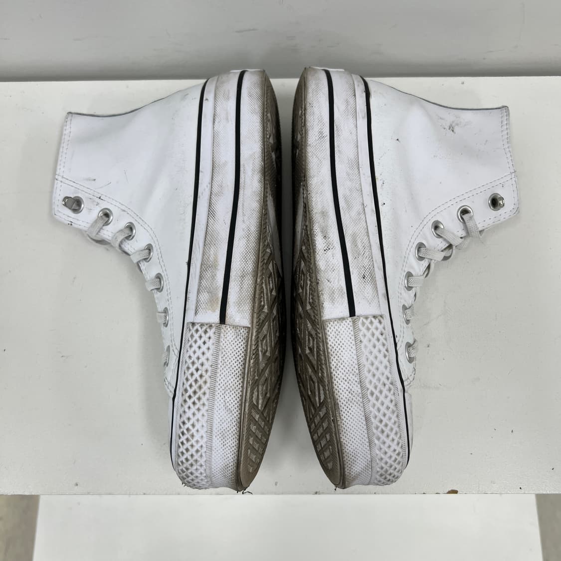 컨버스 척테일러 올스타 리프트 플랫폼 레더 하이 스니커즈 240 상품이미지7