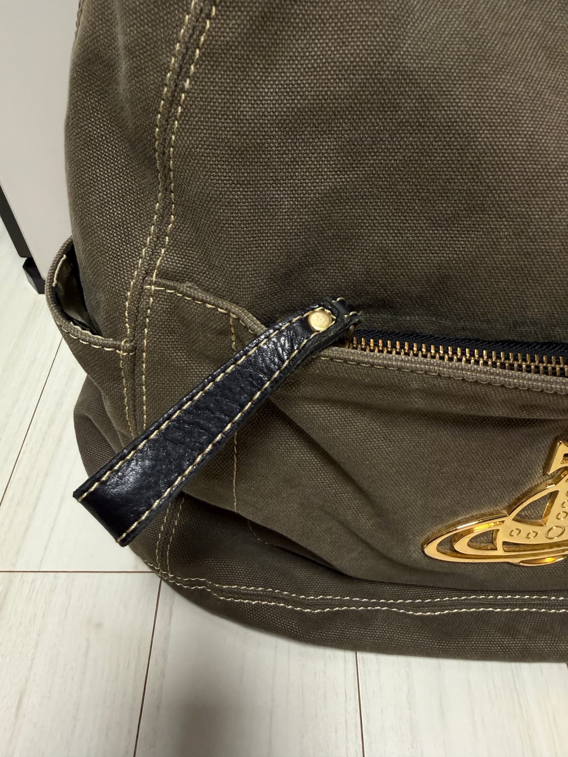 비비안웨스트우드 백팩 상품이미지3