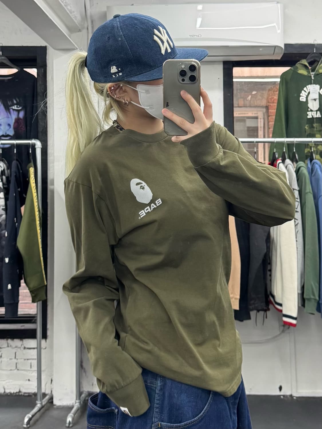 베이프 ANSKA 카키 롱슬리브 상품이미지1