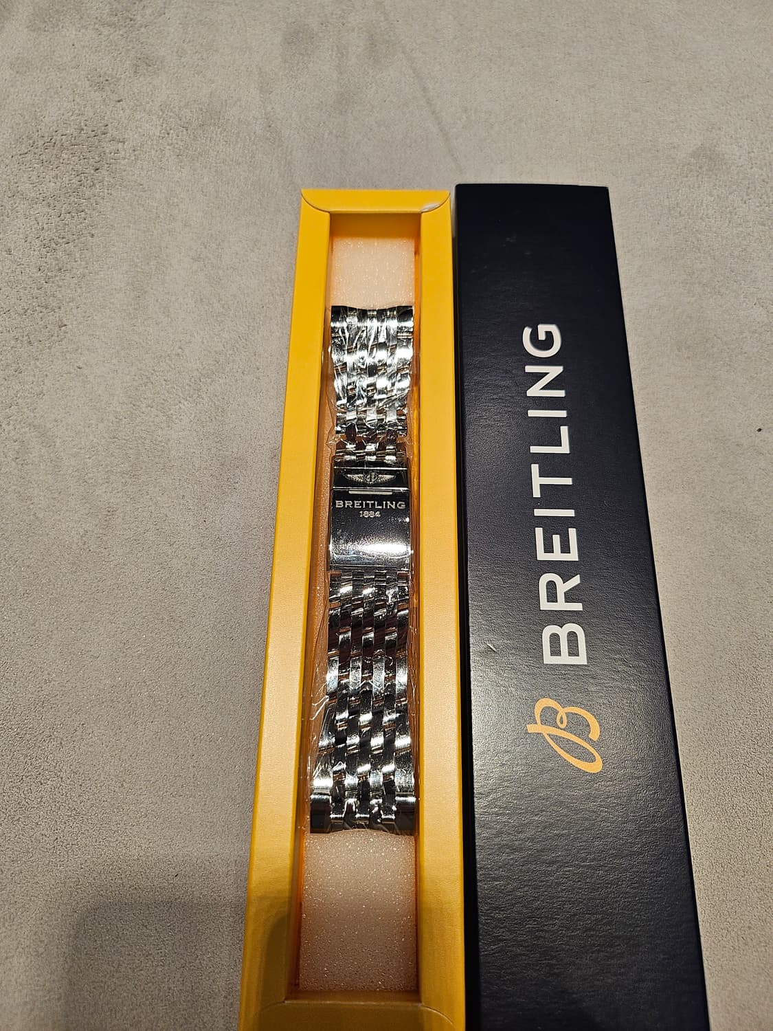 브라이틀링 네비타이머 B01 46mm  + 추가 스트랩 다수 상품이미지7