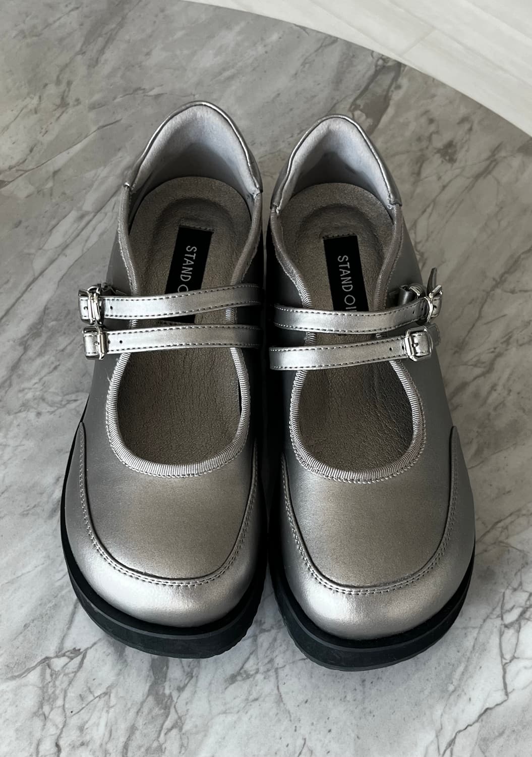 스탠드오일 플랫폼메리제인 240사이즈 (실착1회) 상품이미지1