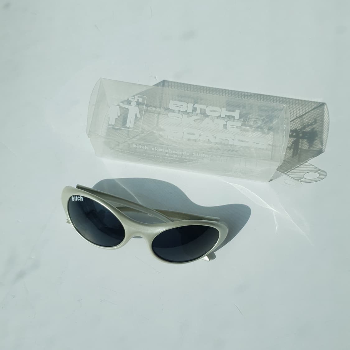 90s Bitch Skateboards sunglasses 상품이미지1