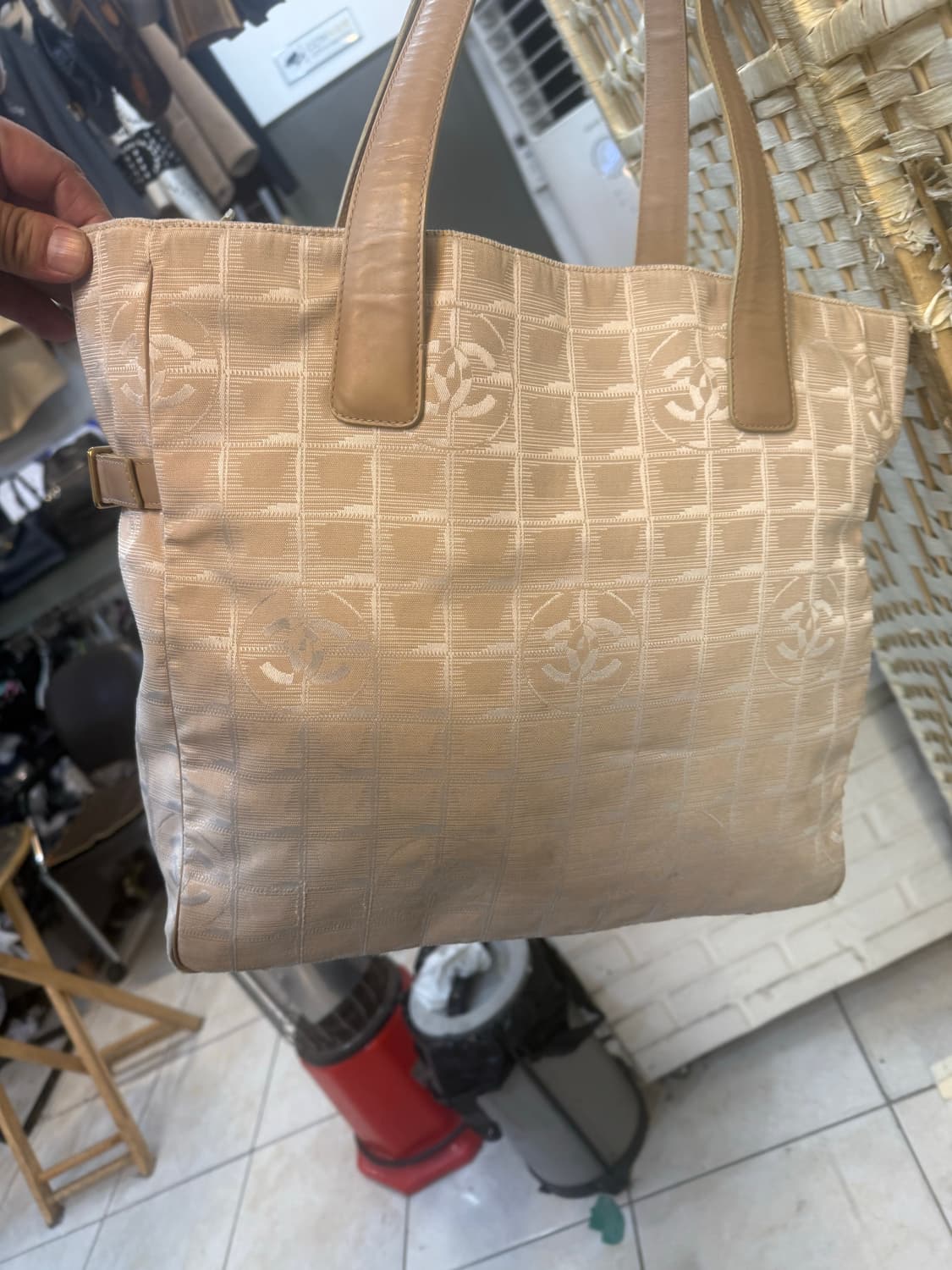 정품 샤넬 뉴트래블 쇼퍼백 팝니다 상품이미지3