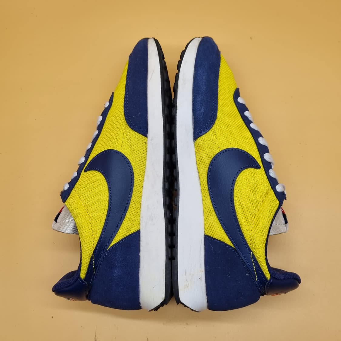 나이키 테일윈드79 네이비옐로우 260 상품이미지5