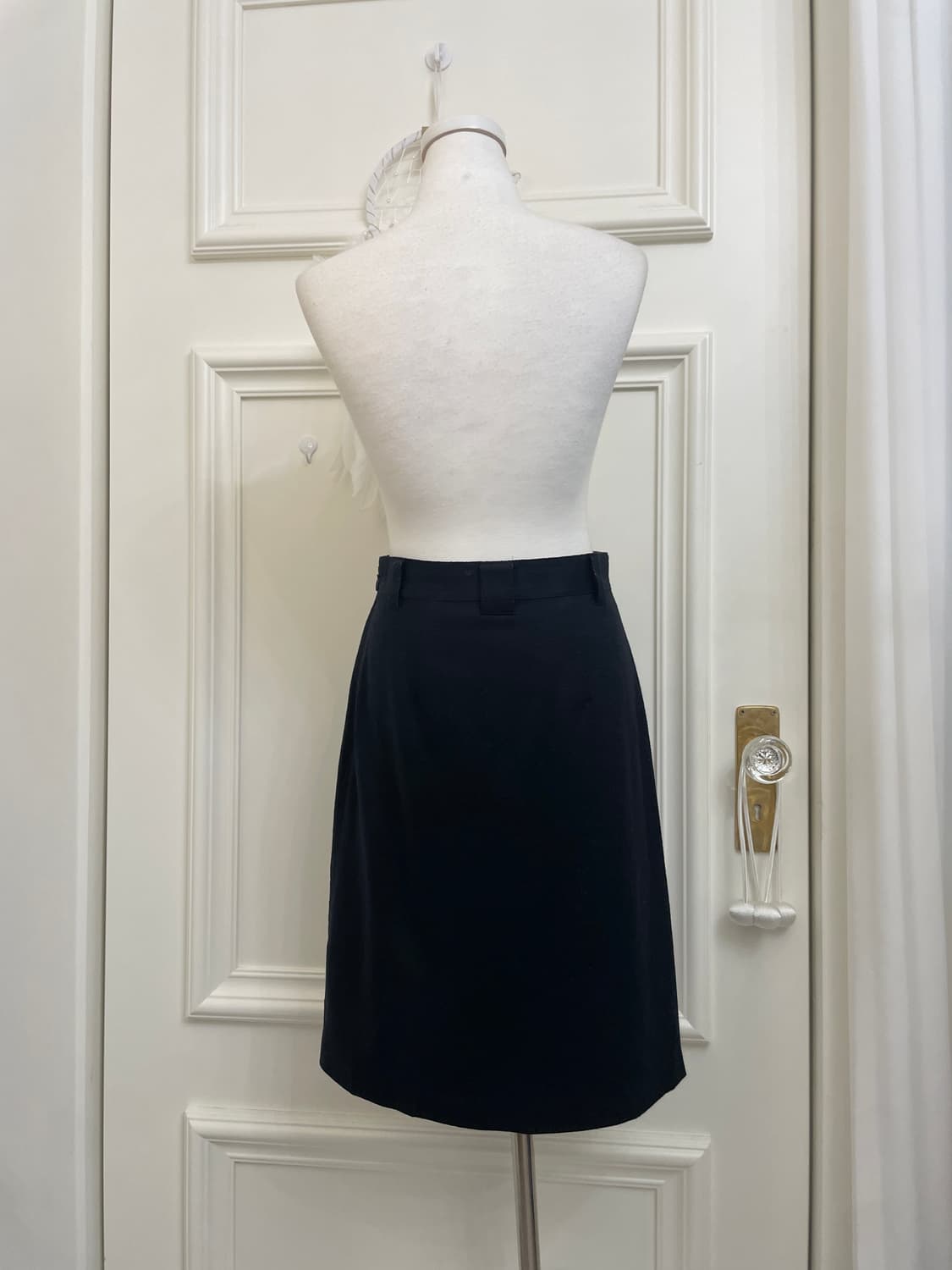 dark navy button point pleats midi skirt 상품이미지3