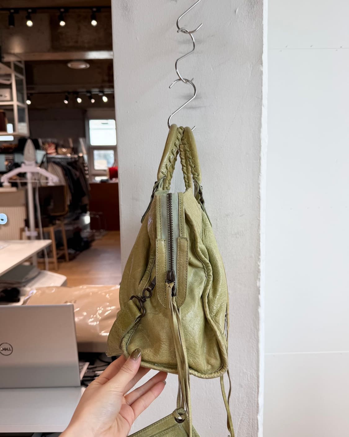 발렌시아가 그린 클래식 시티 모터백  상품이미지4