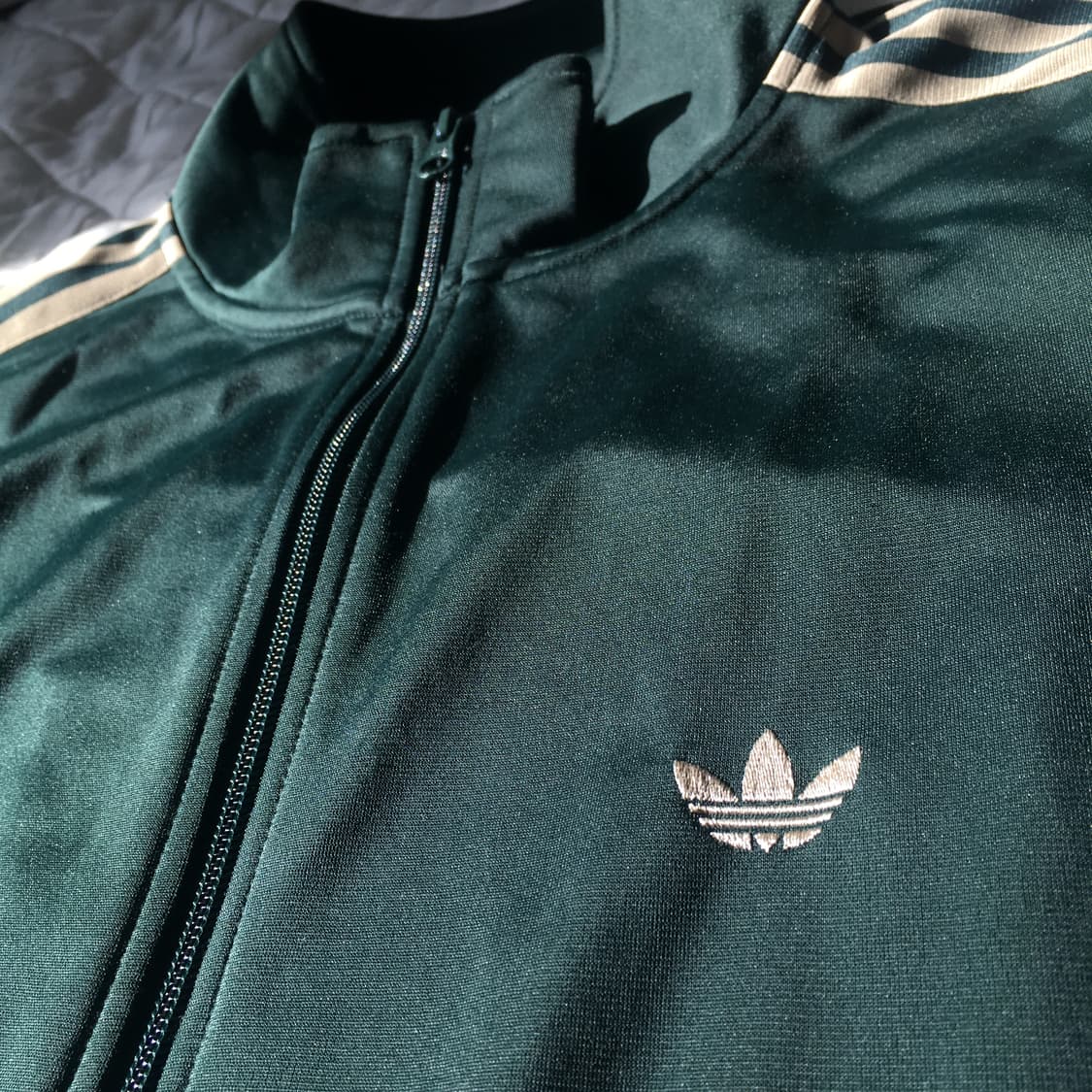 아디다스 트랙탑 쉐도우그린 상품이미지5